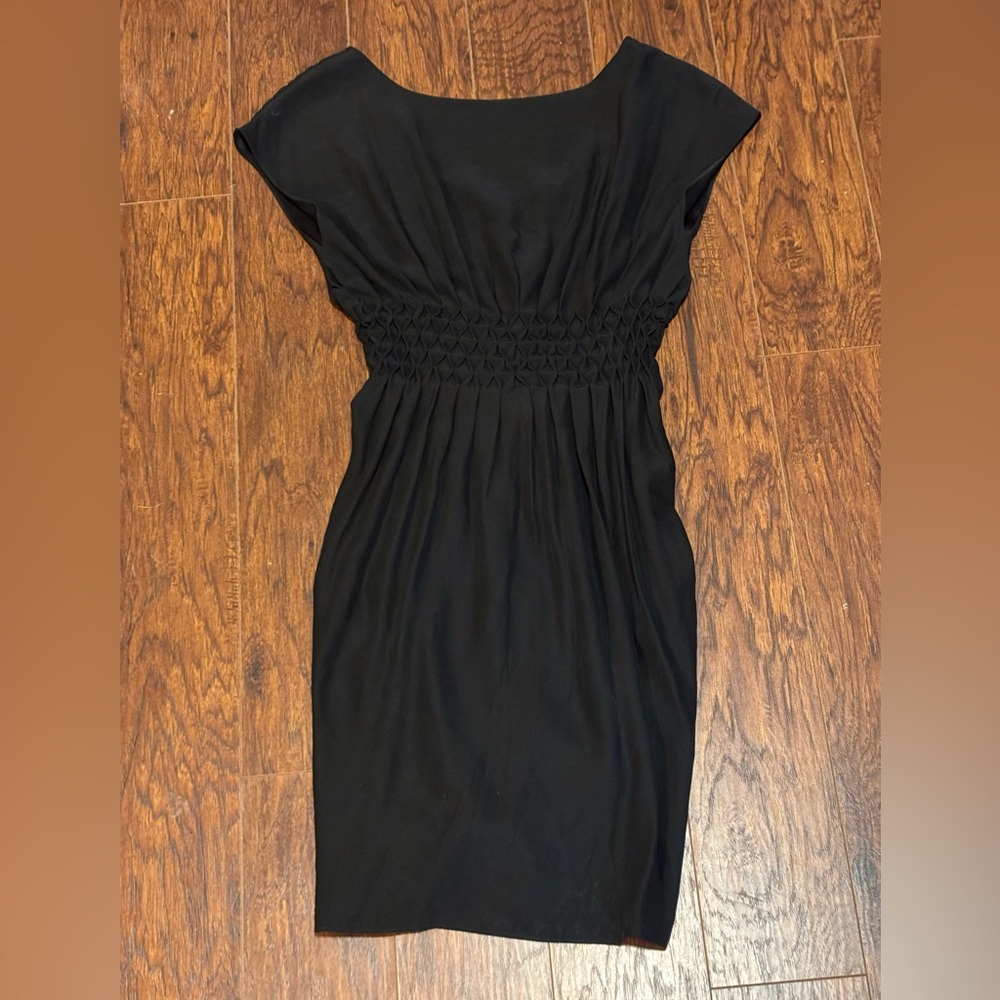 Cynthia Steffe size 4 Black silk dress great for weddings and cocktails parties